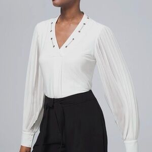 White House Black Market Accordion Sleeve Chain Detail Top - Size XS